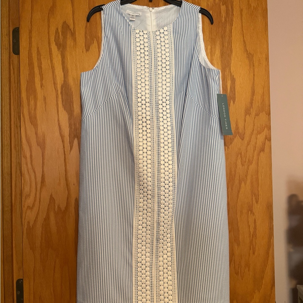 London Times Seersucker Shift Dress Blue and White